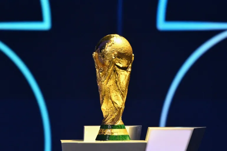 "الفيفا يفرض قواعد صارمة لدخول ملاعب كأس العالم 2026 لضمان الأمن وحماية الجماهير [IC: by AFP]"