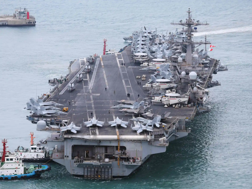 حاملة طائرات أمريكية تحمل مقاتلات في الشرق الأوسط وسط تصاعد التوتر مع إيران