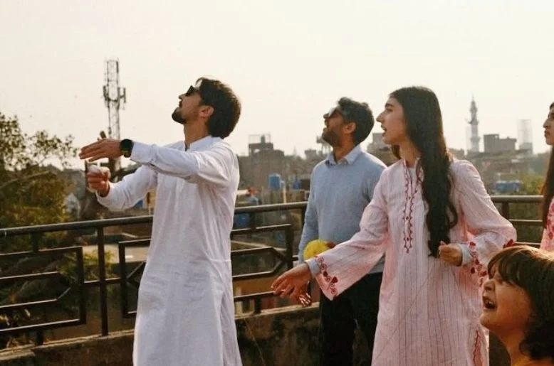 حركة الإنصاف تواجه انتقادات بعد احتفال أقارب عمران خان بالبَسَنت في لاهو