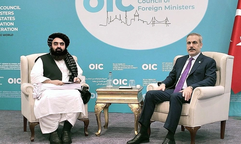 تركيا تخفّض مستوى تمثيلها الدبلوماسي في كابول بتعيين ناظم الأمور سادين آي يلدز، في إشارة إلى علاقات حذرة مع طالبان. [المصدر: وكالة فرانس برس]