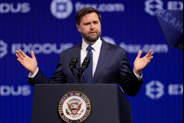 جيه دي فانس نائب الرئيس الأمريكي مرشح للتفاوض بين أمريكا وإيران