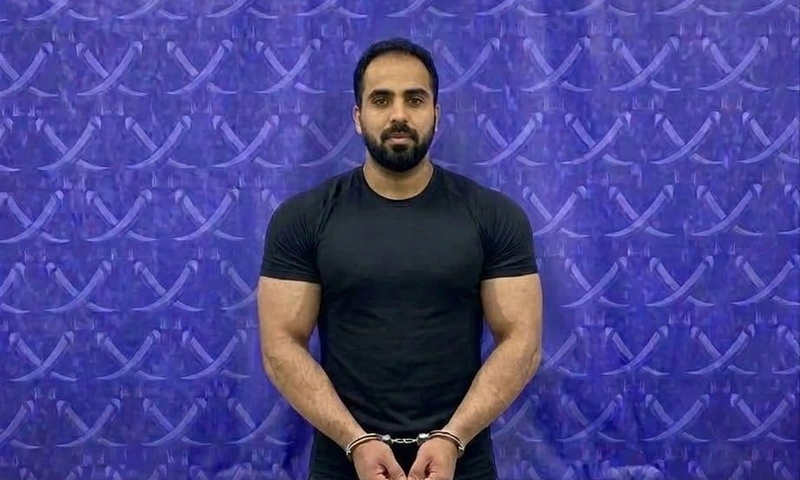 ألقت قوات الأمن البحرينية القبض على مهندس اتصالات هندي يُدعى نتين موهن، يعمل في شركة اتصالات خاصة داخل المملكة، بتهمة تزويد جهاز الاستخبارات الإسرائيلي "الموساد" بمعلومات حساسة