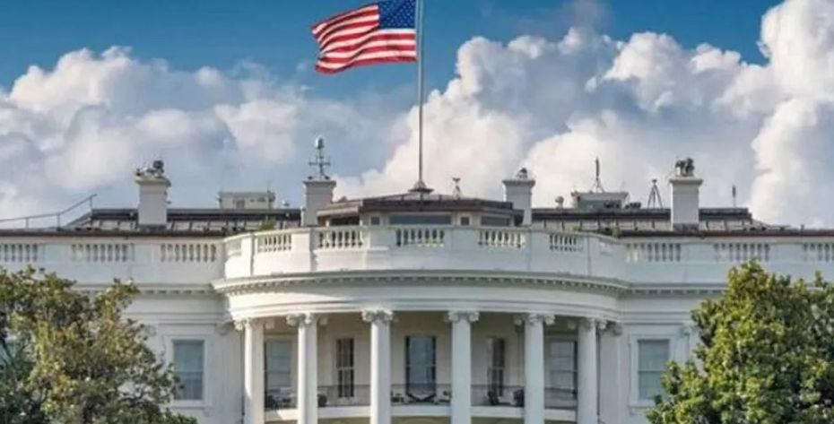 مزاعم الرموز النووية للرئيس الأمريكي والبيت الأبيض في واشنطن