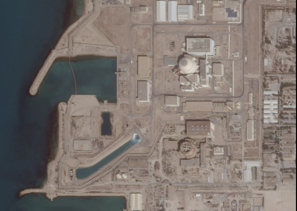 محطة بوشهر النووية بعد سقوط مقذوف قرب الموقع