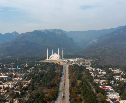 محادثات إسلام آباد في العاصمة الباكستانية خلال مفاوضات السلام