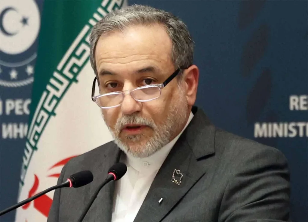 تصريح هام لوزير الخارجية الإيراني عباس عراقجي بشأن زيارته لباكستان؛ تفاصيل حول تسهيل باكستان للمفاوضات الإيرانية الأمريكية ومعلومات عن اللقاء بالرئيس الروسي بوتين