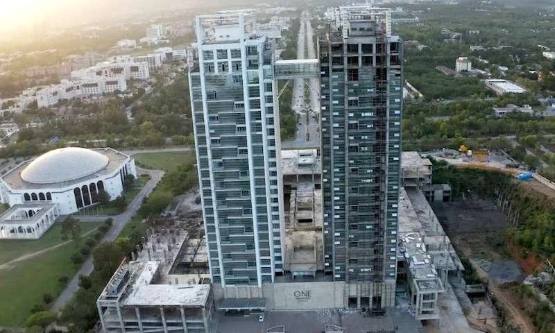 أبراج ون كانسٹی ٹیوشن ایونیو في إسلام آباد ضمن مشروع عقاري قيد الإنشاء