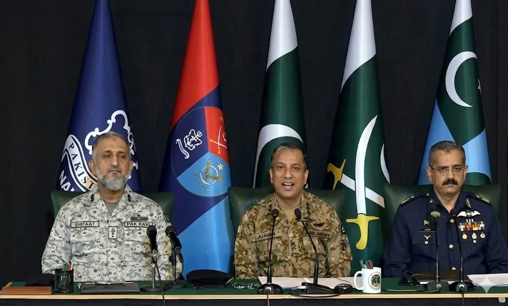 في الذكرى الأولى لمعركة الحق أكد الجيش الباكستاني أن رواية الهند حول الإرهاب قد انتهت وكشف فشل الاستخبارات الهندية مع إبراز مسؤولية باكستان في حماية الاستقرار الإقليمي.