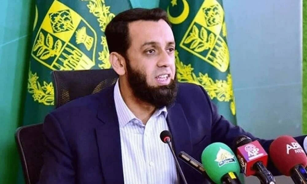 أدان وزير الإعلام الاتحادي عطاء الله تارار بشدة وقوع ضحايا من المدنيين نتيجة الحوادث الأخيرة في منطقة باجور القريبة من خط حدود باكستان أفغانستان مؤكدا التزام الدولة الكامل بملاحقة العناصر الإرهابية