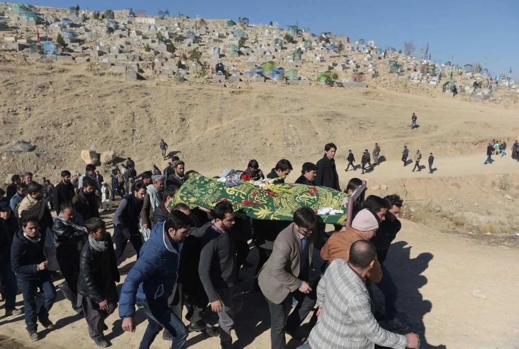 جنازة في كابل شهدت دعوات ضد باكستان Kabul funeral anti-Pakistan slogans