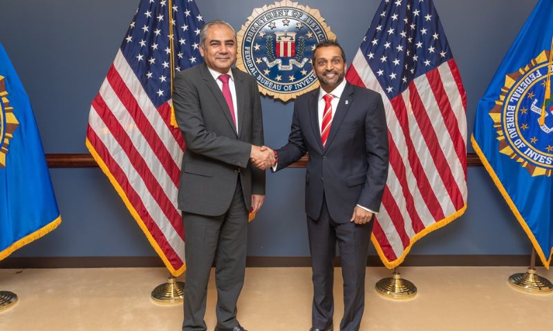 لقاء وزير الداخلية الباكستاني مع مدير FBI في واشنطن - Mohsin Naqvi meets FBI Director Kash Patel