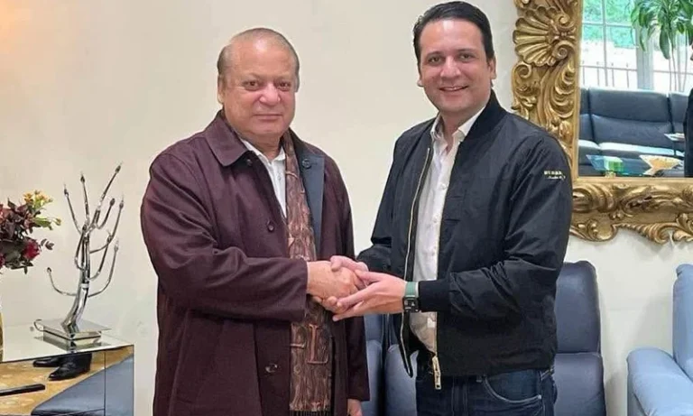 نواز شريف يرشح افتخار گيلاني لرئاسة حكومة آزاد كشمير