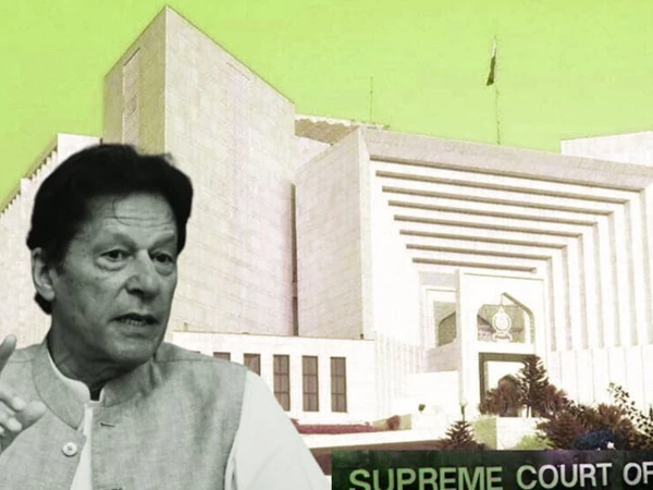 المحكمة العليا الباكستانية تأمر بنقل عمران خان إلى مستشفى شفاء