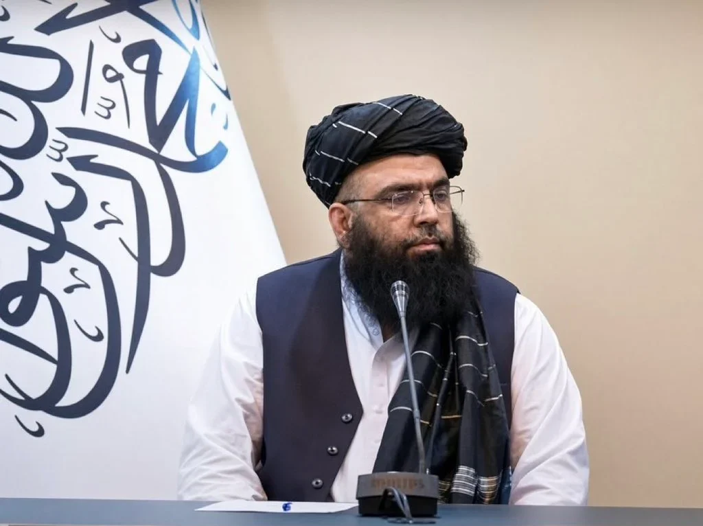 نفي ذبيح الله مجاهد يرتطم بفتاوى مولوي عبدالکبیر التحريضية