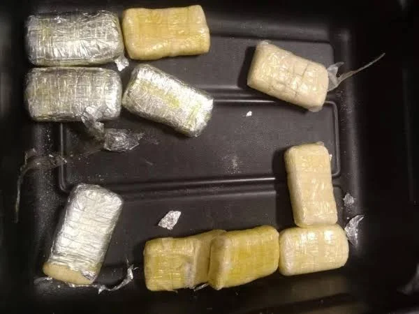 ضبط 200 كيلوغرام من الآيس في ميناء كراتشي وتوقيف أفغاني
