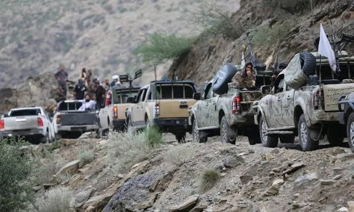 بدخشان: هجوم صاروخي على مركز قيادة لطالبان واشتباك في زيباك