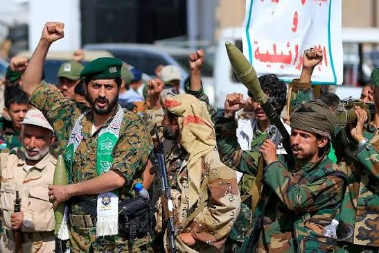 الحوثيون يعلنون السيطرة على جزيرة ميون ومدينة ذباب قرب باب المندب