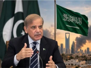 أدان رئيس الوزراء الباكستاني شهباز شريف استهداف الحوثيين لمطاري الرياض وأبها، مؤكداً دعم باكستان الكامل لسيادة السعودية وحقها في الدفاع عن أراضيها وفق اتفاق الدفاع المشترك